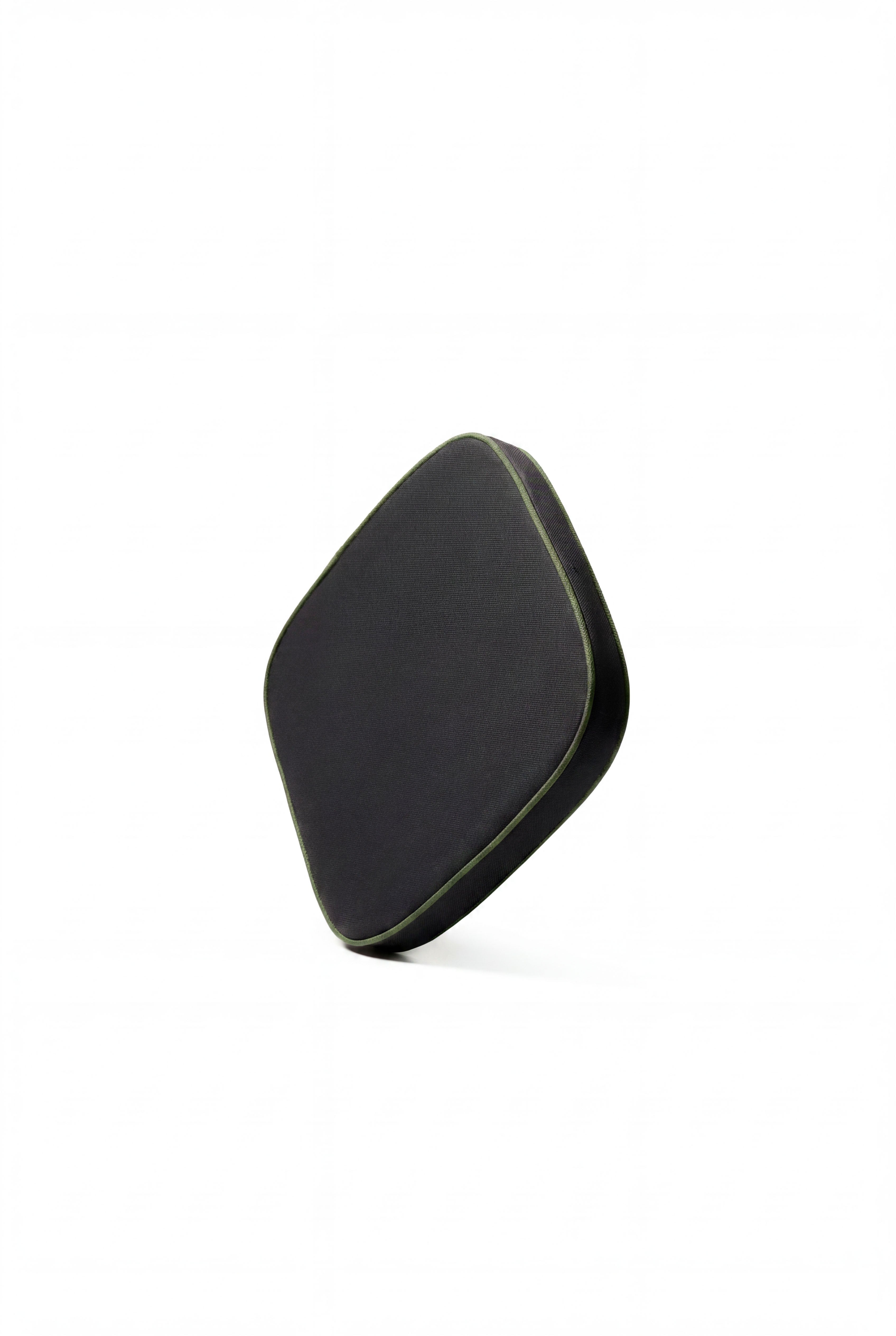 Nomad Cush | Black- Moss Green – EverUncharted
